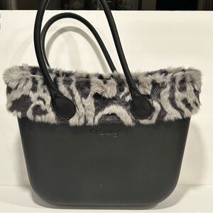 O bag Original stylish Black Women tote bag, Faux Fur, Liners